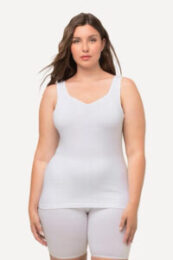 UllaPopken Slim Fit Cotton Vest in white with V-neck, comfortable armholes, slim fit and soft 100% cotton knit.