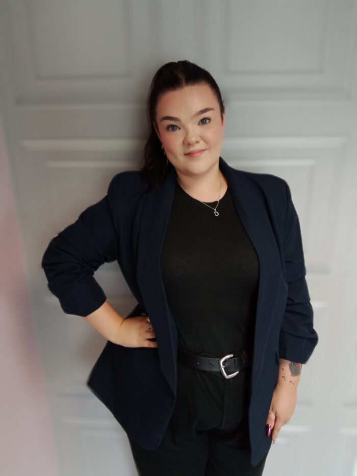 Navy Ruched Sleeve Blazer