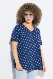 Plus size clothing – Ulla Popken dark blue tile print short sleeve pleated tee with V-neck and A-line silhouette.