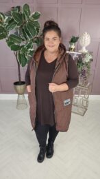 Moda Italia Gilet (Brown) – brown quilted hooded gilet with zip front and pockets from Michelle’s Curvy Boutique.