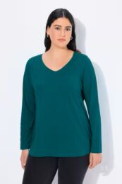 UllaPopken Cotton Tee (TGreen) – soft teal green V-neck long-sleeve cotton top from Michelle’s Curvy Boutique.