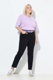 UllaPopken Stretch Black Jeans – soft black denim with stretch comfort, 5-pocket design, and mid-rise fit from Michelle’s Curvy Boutique.