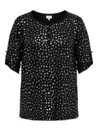ONLY Carerin Top in black with silver cheetah print and 3/4 buttoned sleeves – chic plus size fashion from Michelle’s Curvy Boutique.
