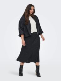 ONLY Caranja Balloon Jacket – black plus-size cropped jacket with 3/4 balloon sleeves and zip front from Michelle’s Curvy Boutique.