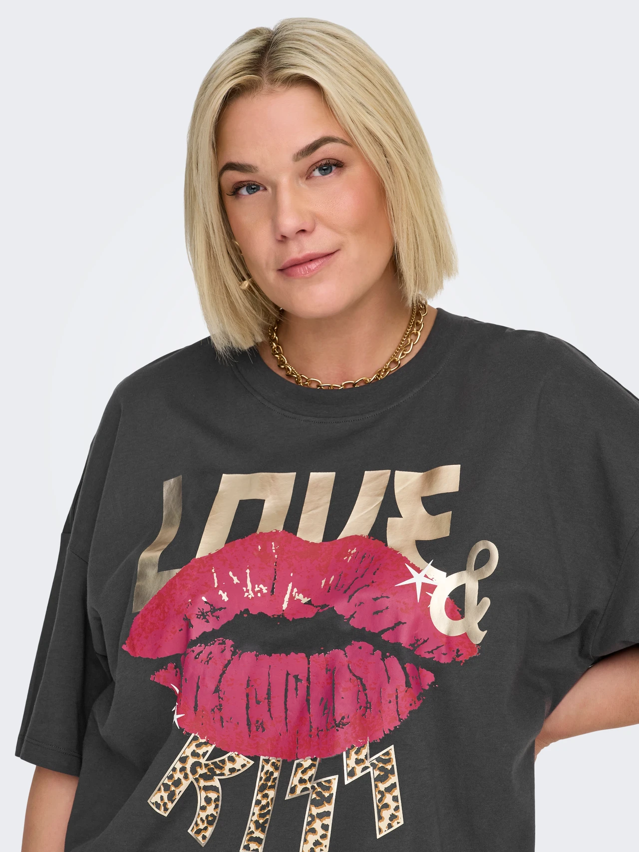 ONLY Love Kiss TShirt - Image 6